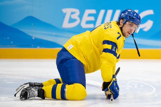 Henrik Tömmernes of Sweden at warm up