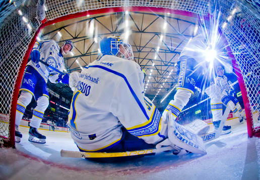 Leksands målvakt Kasimir Kaskisuo deppar vid 1-0 målet