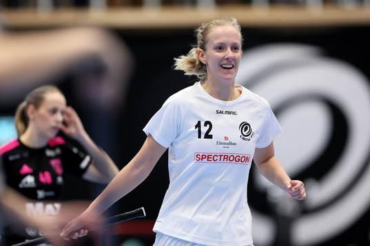 Täbys Elin Lundström jublar