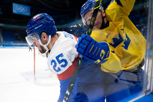 Peter Zuzin of Slovakia and Jonathan Pudas of Sweden in the