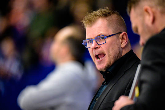 Brynäs assisterande tränare Ari-Pekka Pajuluoma