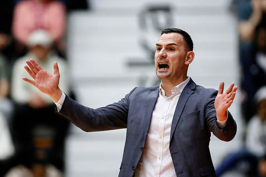 Jämtlands coach Adnan Chuck reagerar