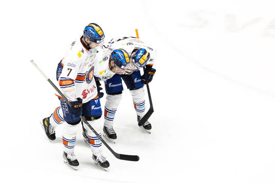 Växjös Peter Andersson har ont