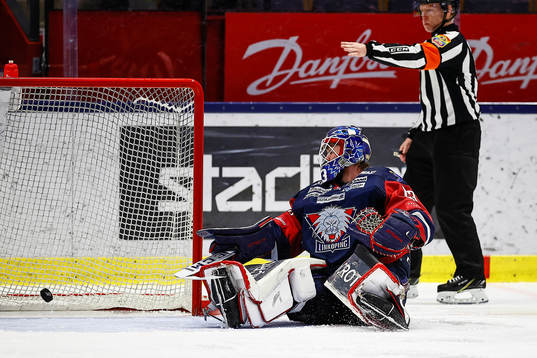 Mål 0-5 av Växjös Tobias Rieder förbi Linköpings