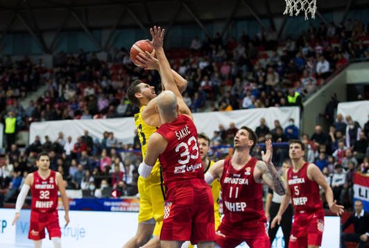 Christopher Czerapowicz of Sweden, Tomislav Zubcic of