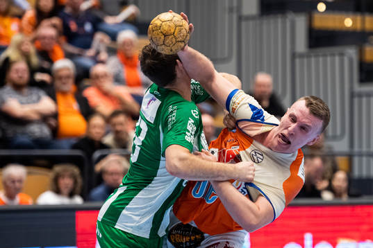 Kristianstads Philip Henningsson och Hammarbys Max Gugolz