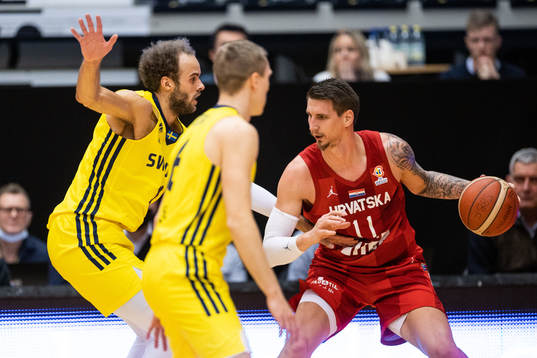 Tomislav Zubic of Croatia and Denzel Andersson of Sweden