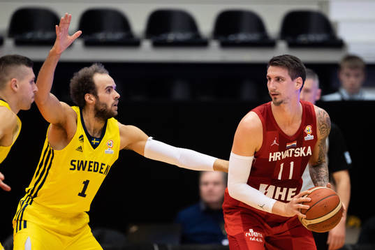 Tomislav Zubic of Croatia and Denzel Andersson of Sweden