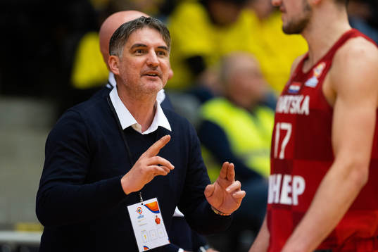 Head coach Damir Mulaomerovic of Croatia