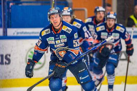 Växjös Ben Thomas  jublar