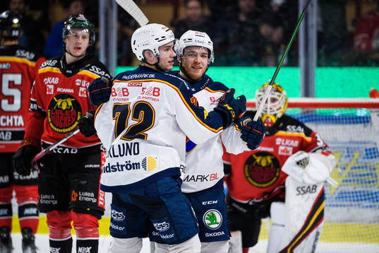 Djurgårdens Emil Berglund jublar