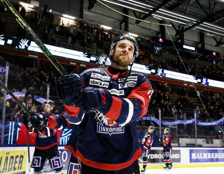 Linköpings Patrick Russell jublar