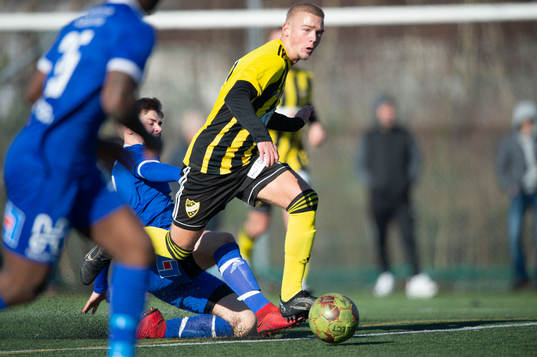 i träningsmatchen mellan IFK Hässleholm och Asarum i