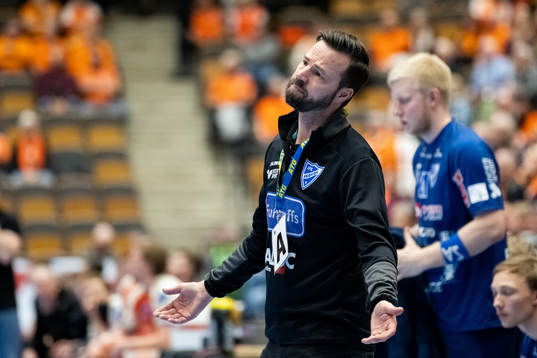 Skövdes tränare Henrik Signell