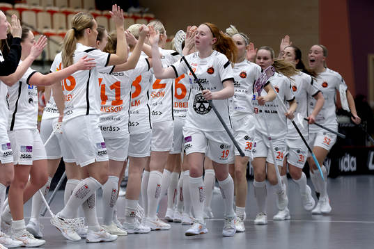 Rönnbys Agnes Sälgström gör 0-1