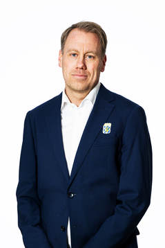 Ledamot Fredrik Karlsson