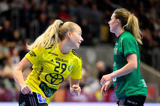Sävehofs Frida Rosell jublar