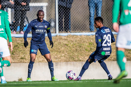 Helsingborgs Ravy Tsouka-Dozi och Joseph Amoako