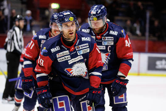 Linköpings Patrick Russell jublar