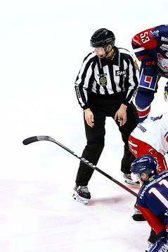 Domare Johan Löfgren gör sin sista SHL-match