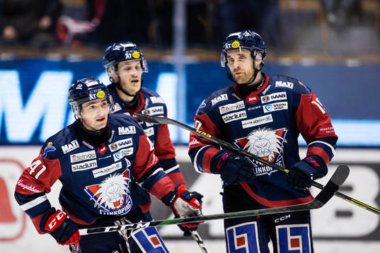 Linköpings Broc Little och Patrick Russell jublar