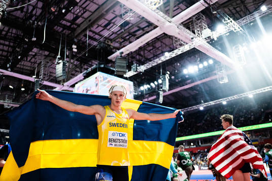 Carl Bengtström of Sweden celebrates