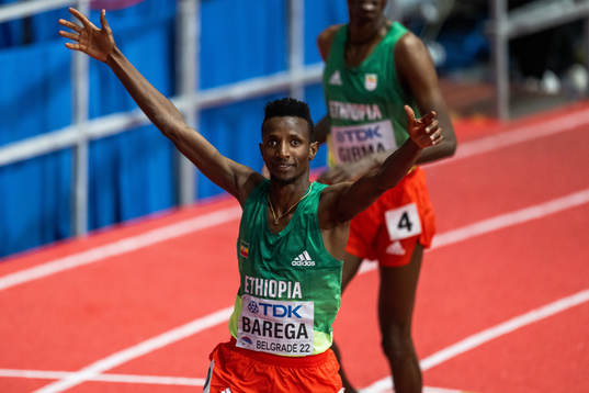 Selemon Barega of Ethiopa celebrates winning men’s 3000