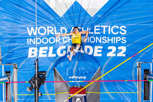Armand Duplantis of Sweden sets a new world record at the