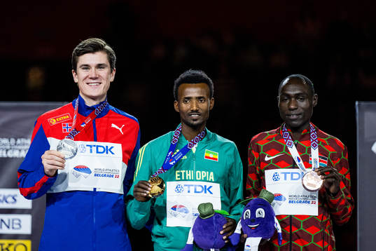 Jakob Ingebrigtsen of Norway (silver), Samuel Tefera of