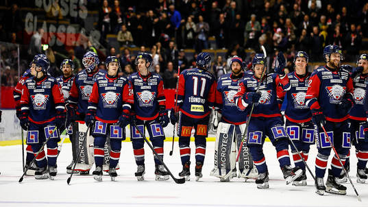 Linköpings spelare jublar