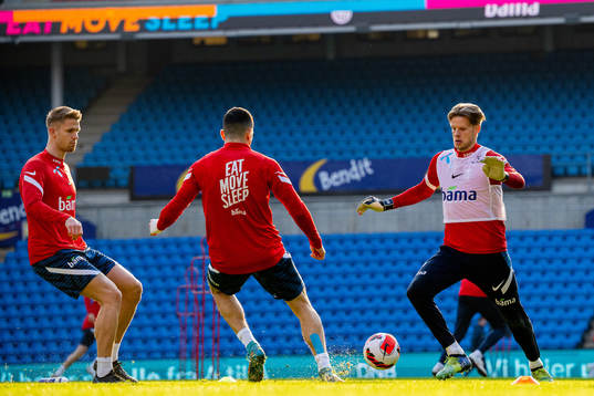 Kristoffer Ajer and goalkeeper Ørjan Håskjold Nyland of