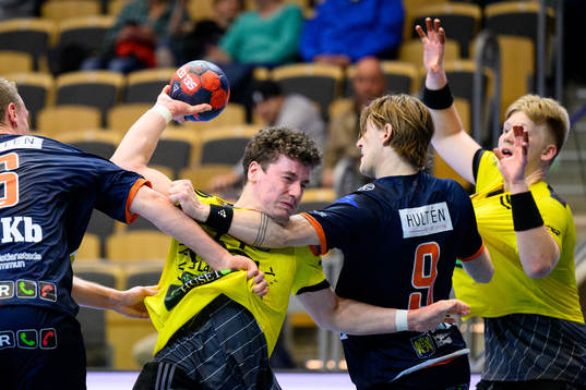 Sävehofs Elias Ellefsen Á Skipagøtu