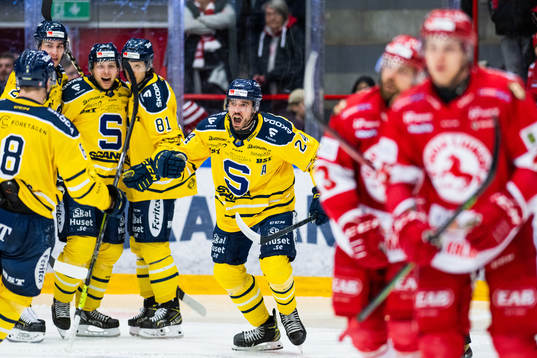 Bläddra bland fler bilder av Ishockey, Kval till Hockeyallsvenskan, Match 4, Troja/Ljungby - Södertälje