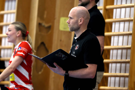 Pixbos tränare Jonas Gustafsson