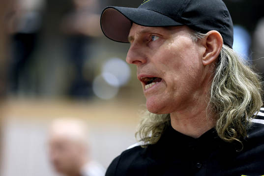 Endre tränare Bruno Lundberg