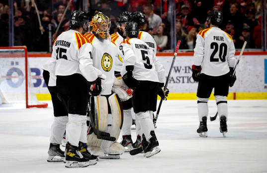 Depp hos Brynäs målvakt Veini Vehviläinen