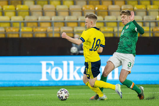 Isak Jansson of Sweden and Joel Bagan of Ireland