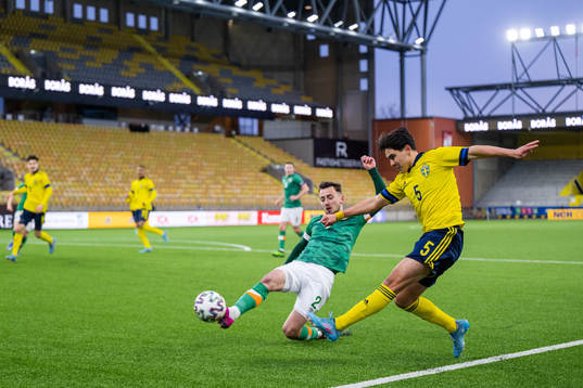 Lee O'Connor of Ireland and Eric Kahl of Sweden