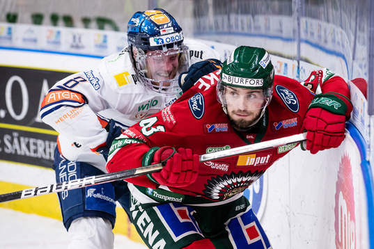 Växjös Ludvig Claesson och Frölundas Michael Spacek