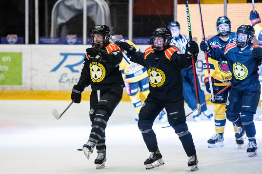 Brynäs Katerina Mrazova jublar