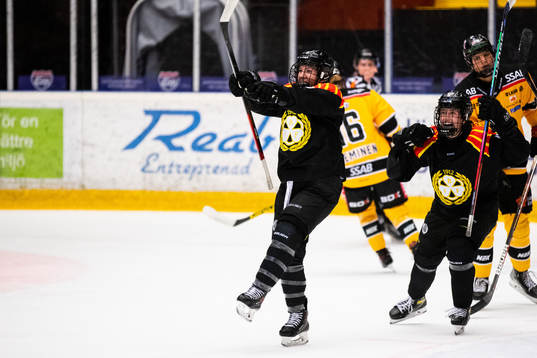 Brynäs Katerina Mrazova jublar