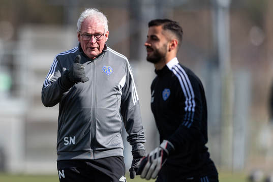 Falkenbergs läkare Sverker Nilsson före fotbollsmatchen i