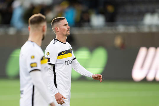 s Mikael Lustig deppar
