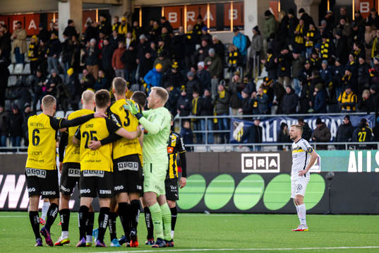 Bläddra bland fler bilder av Fotboll, Allsvenskan, Häcken - AIK