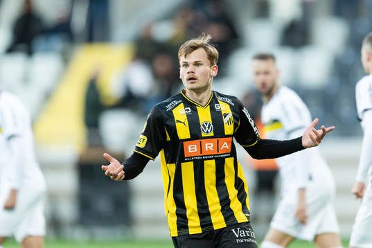 Häckens Oscar Uddenäs reagerar