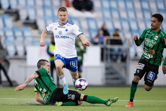 Varbergs Jon Birkfeldt och IFK Norrköpings Jacob Ortmark