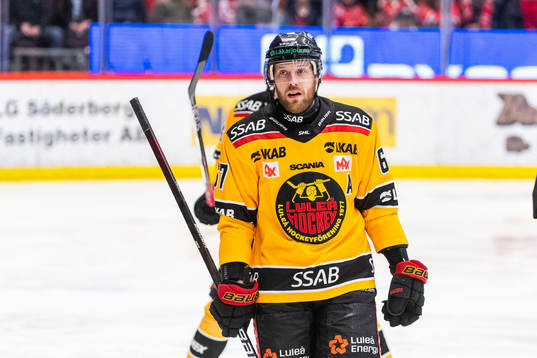 Luleås Linus Omark deppar