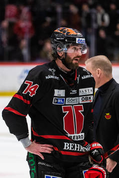 Örebros Nick Ebert deppar
