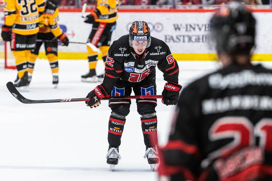 Örebros Robert Leino deppar