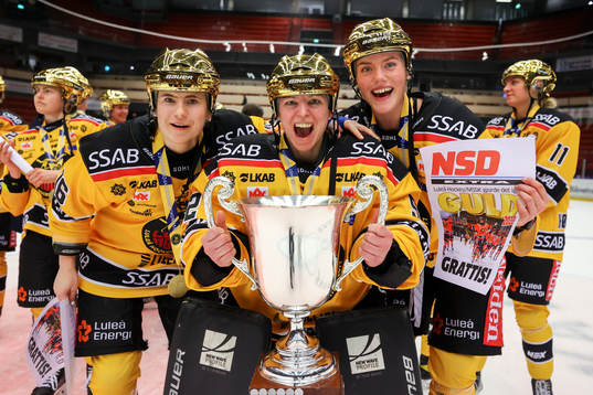 Luleås Petra Nieminen, målvakt Sara Grahn och Ronja